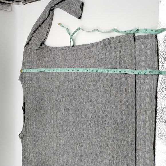 Zara W&B blouse top gray square Texture 3/4 sleeve size medium - Picture 10 of 10